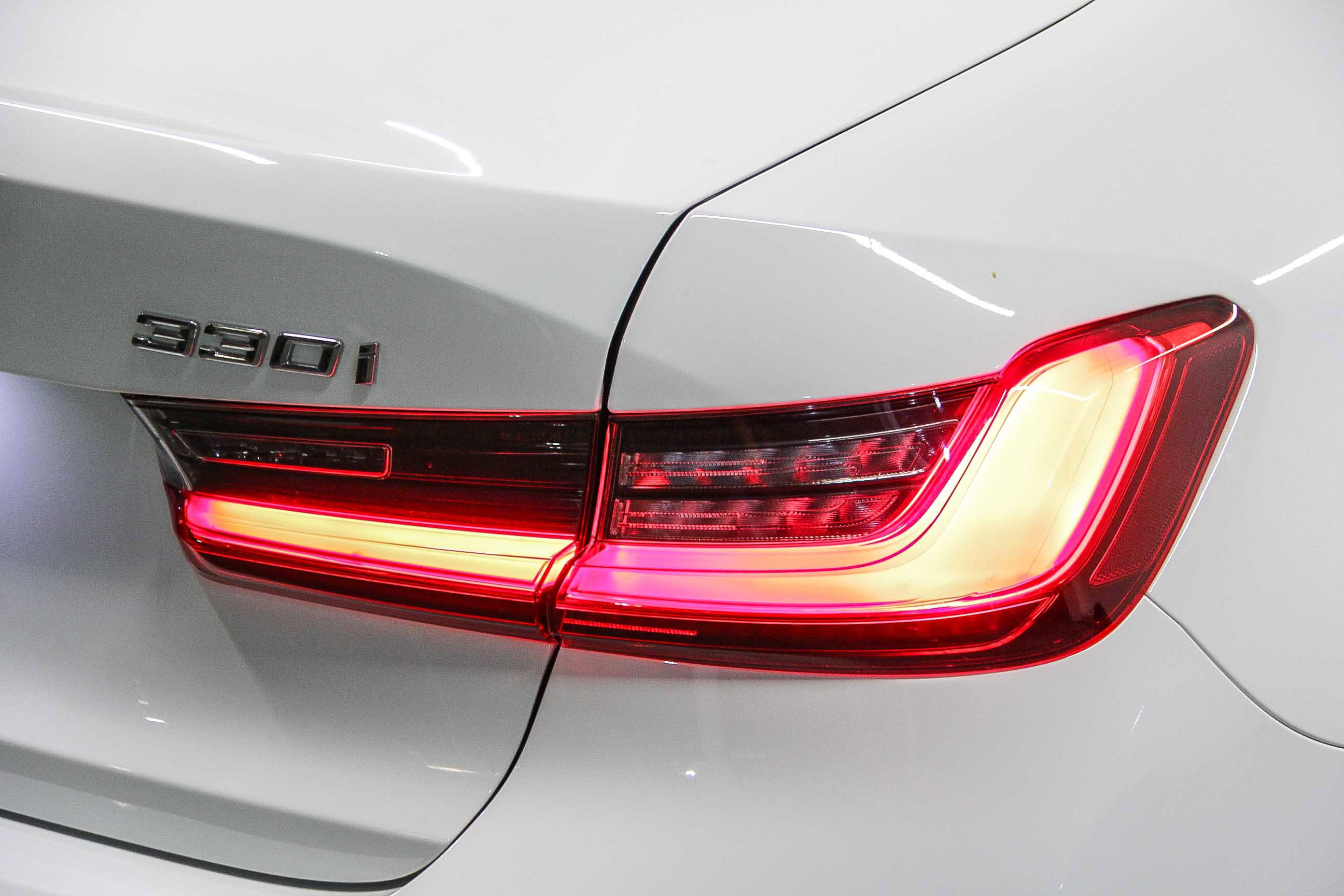 Used 2021 BMW 330i Sedan w/ Convenience Package image 7