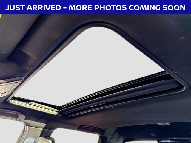 Used 2022 Nissan Frontier PRO-4X w/ Pro-4X Premium Package image 12