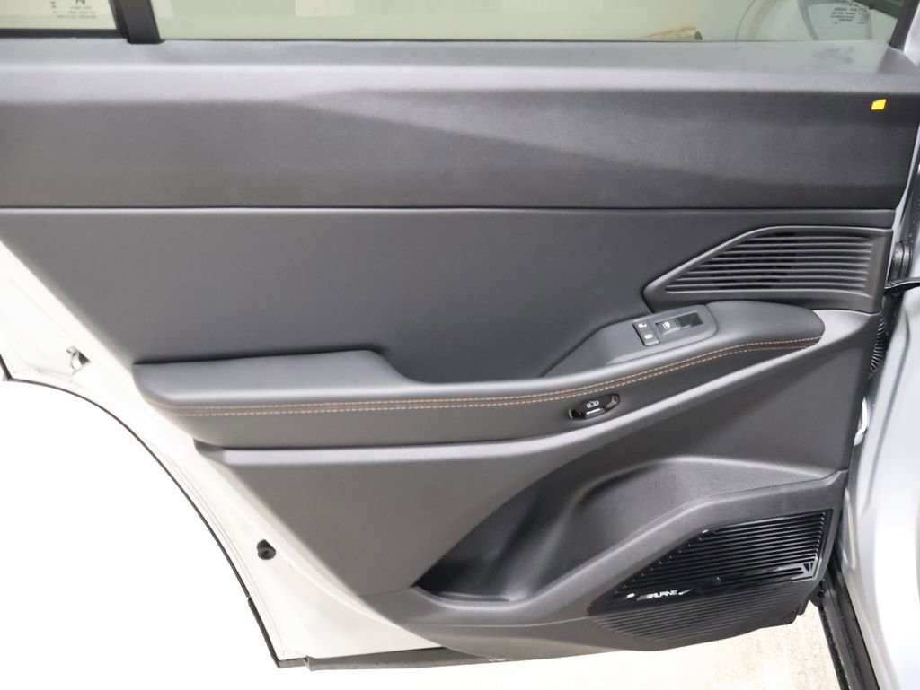 New 2026 Jeep Cherokee Overland image 12