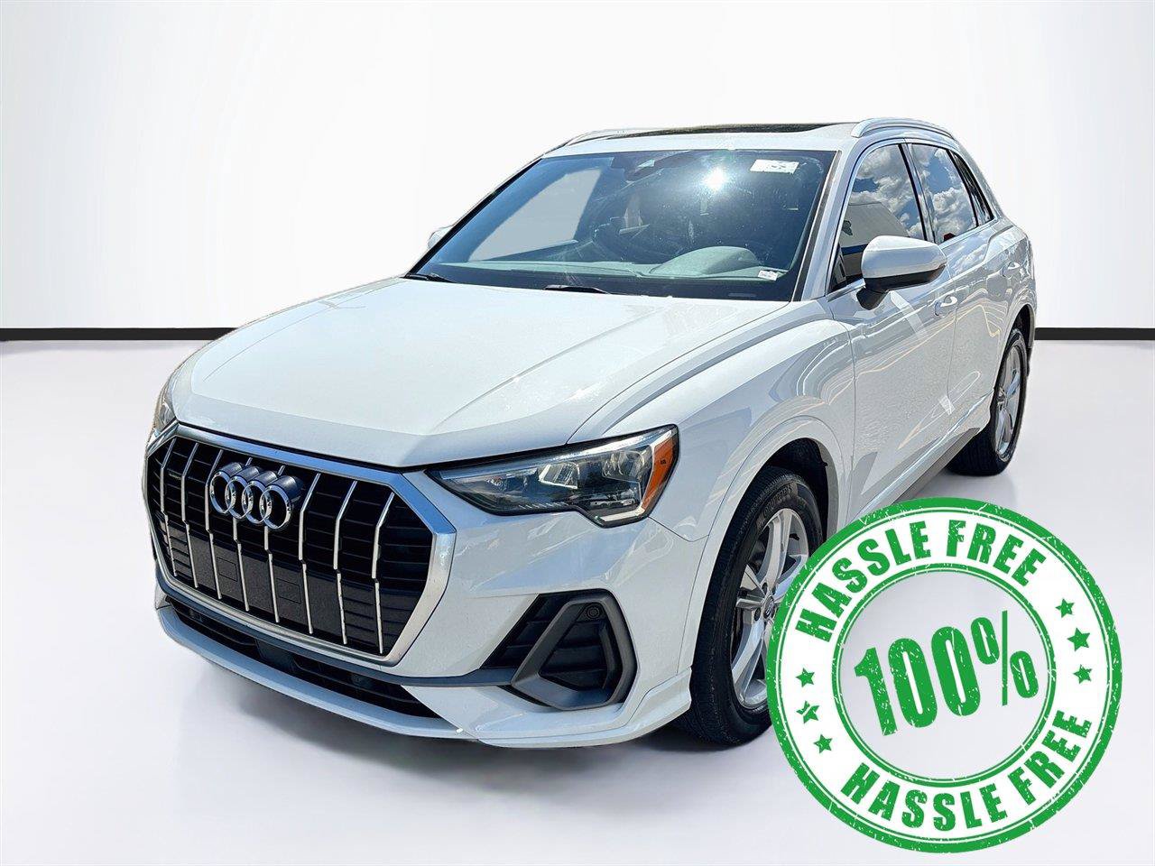 Used 2020 Audi Q3 2.0T Premium w/ Convenience Package AWD/4WD image 3