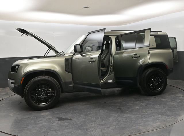 Used 2024 Land Rover Defender 110 S image 35