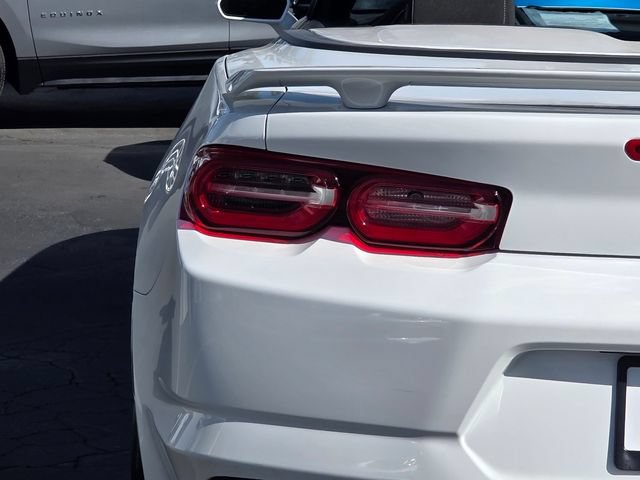 Used 2023 Chevrolet Camaro LT w/ Technology Package RWD image 8