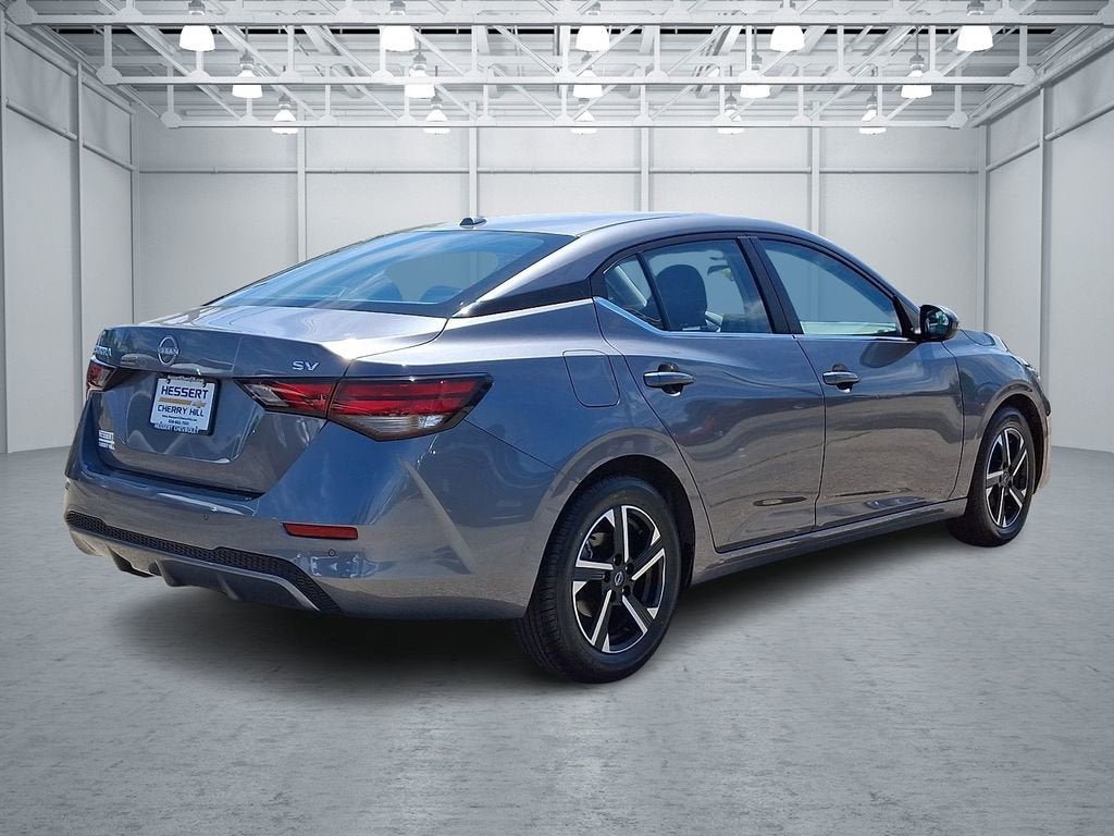 Used 2024 Nissan Sentra SV FWD image 5