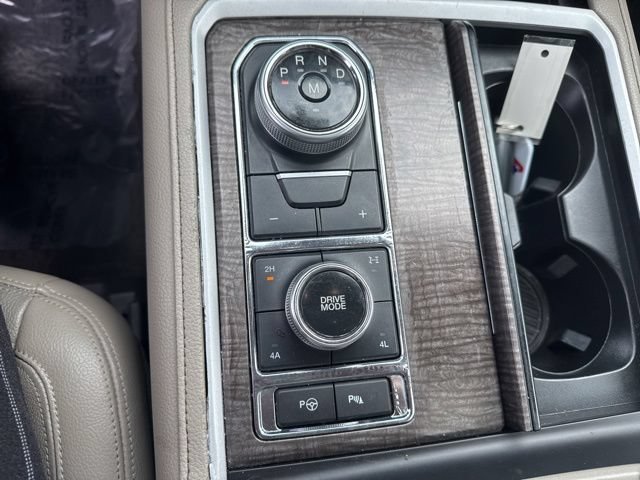 Used 2018 Ford Expedition Limited w/ Equipment Group 301A AWD/4WD image 27
