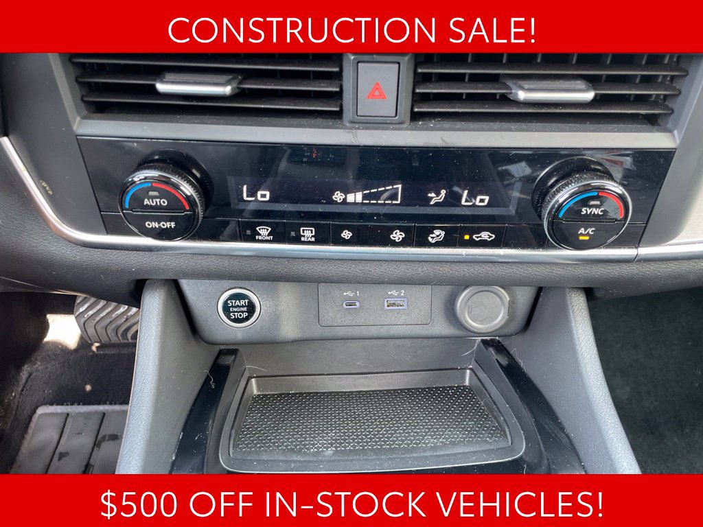 Used 2023 Nissan Rogue SV AWD/4WD image 23