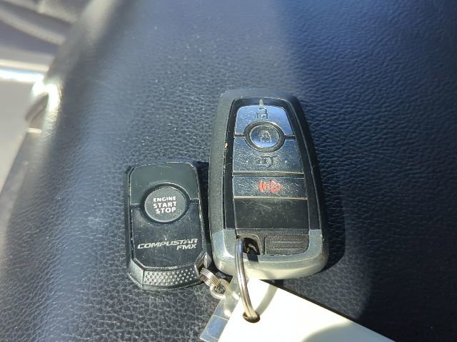 Used 2019 Ford Expedition XLT w/ Equipment Group 201A AWD/4WD image 19