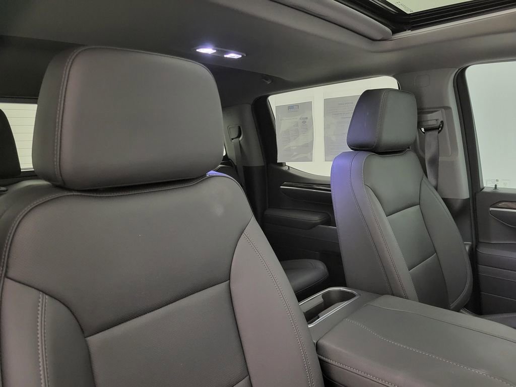 Used 2025 Chevrolet Silverado 1500 LTZ w/ LTZ Premium Package image 46