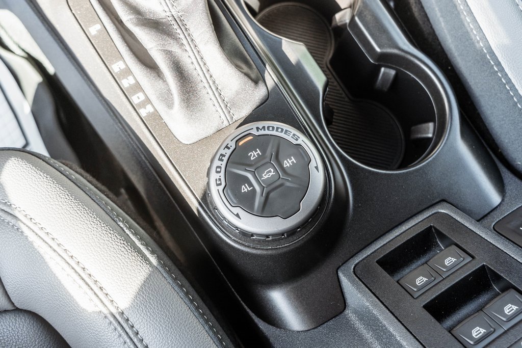 Used 2022 Ford Bronco Outer Banks image 20