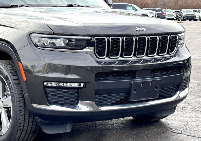 Used 2022 Jeep Grand Cherokee L Limited image 2