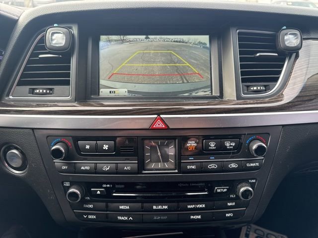 Used 2015 Hyundai Genesis 3.8 w/ Option Group 03 image 10