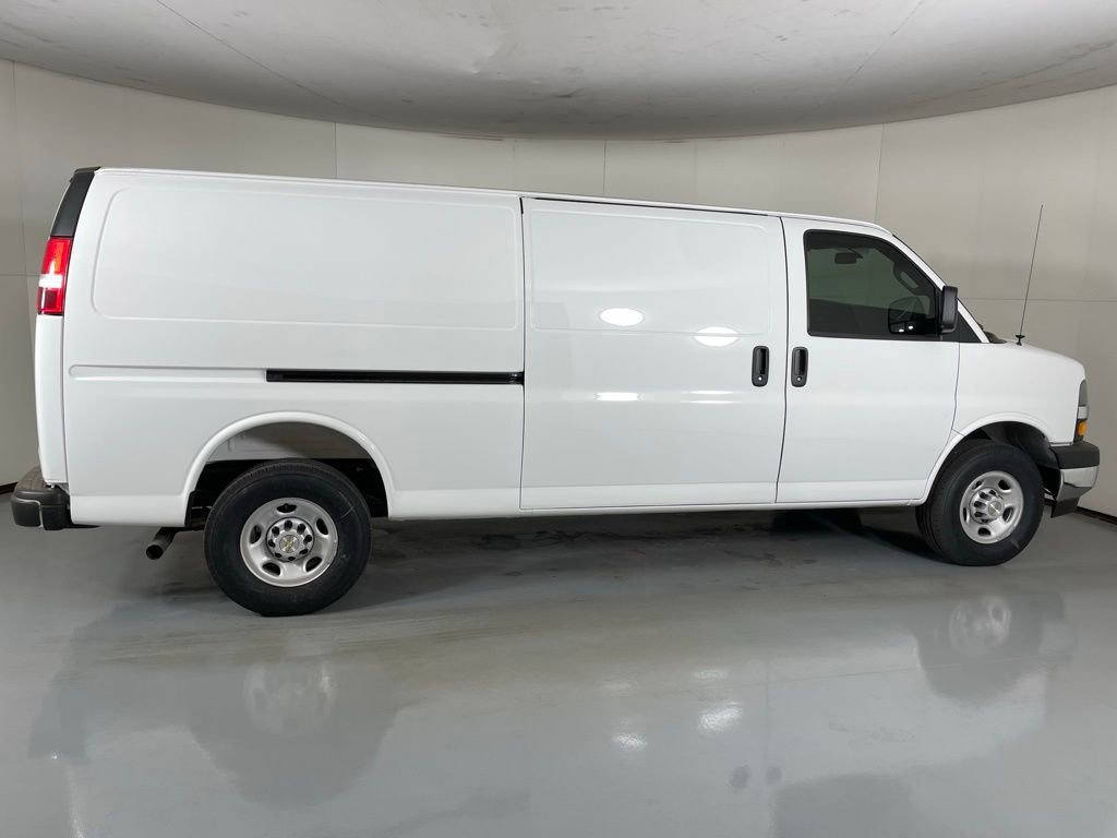 New 2025 Chevrolet Express 3500 Extended w/ Driver Convenience Package image 11