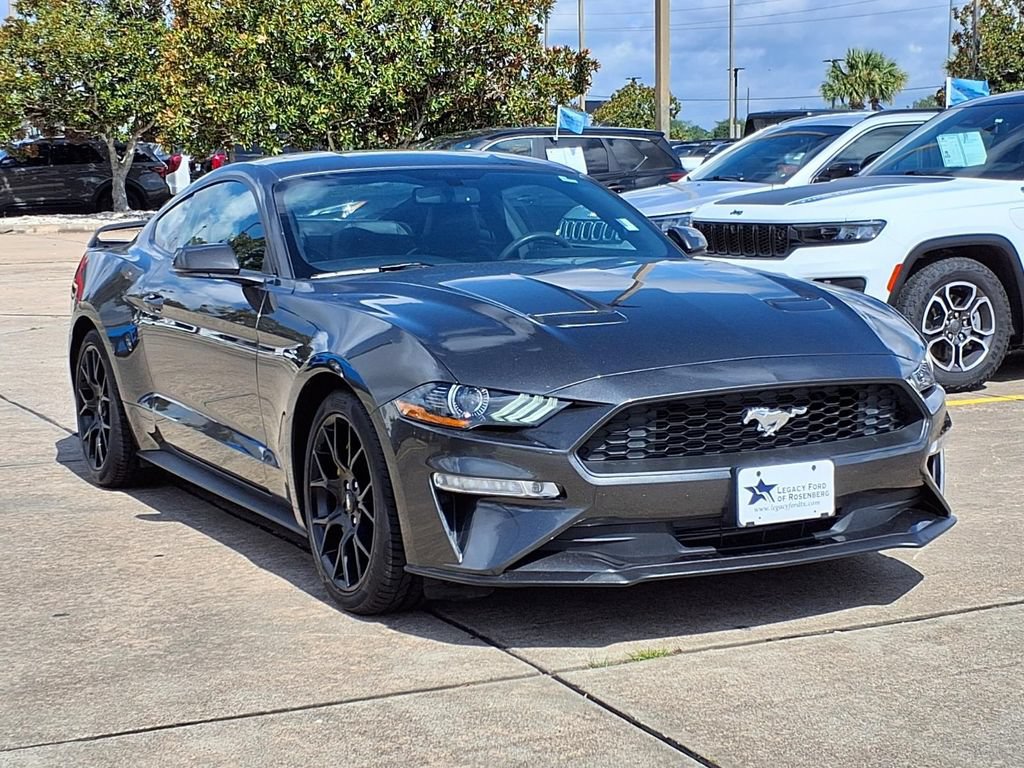 Used 2018 Ford Mustang Premium w/ Ecoboost Performance Package RWD image 7