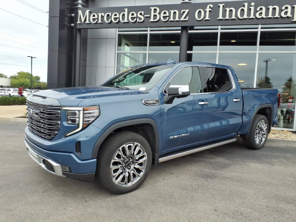 Used 2024 GMC Sierra 1500 Denali Ultimate AWD/4WD image 2