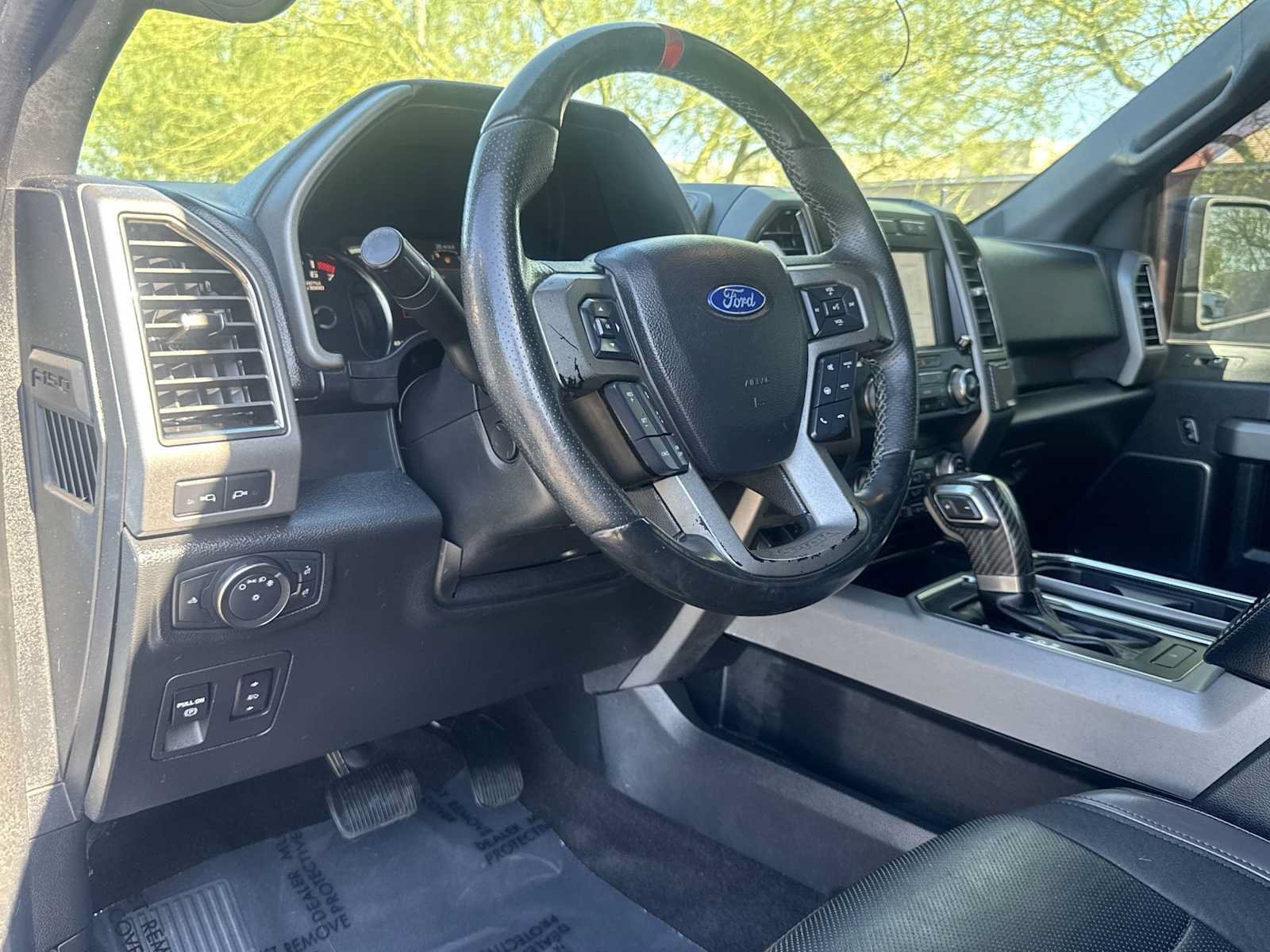 Used 2019 Ford F150 Raptor w/ Equipment Group 802A Luxury AWD/4WD image 10