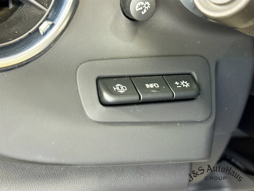 Used 2023 Chevrolet Camaro ZL1 RWD image 10