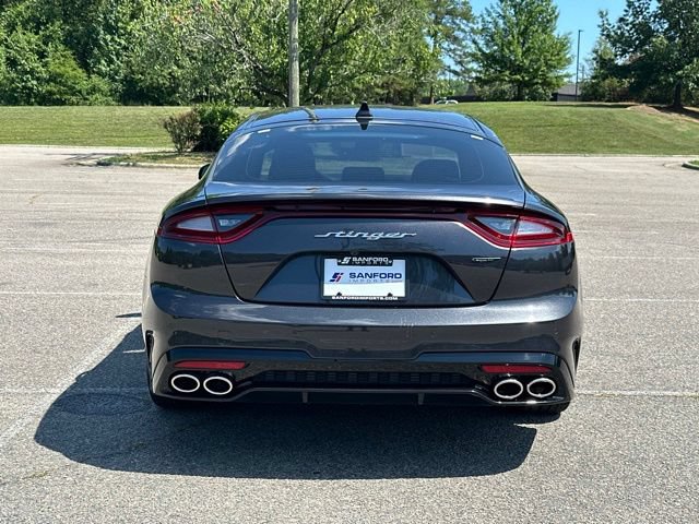 Used 2021 Kia Stinger GT1 RWD image 4