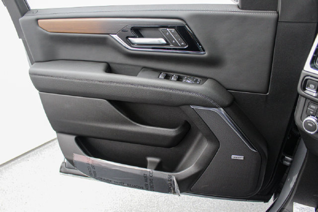 New 2027 GMC Yukon Denali w/ Sun & Power Step Package AWD/4WD image 30