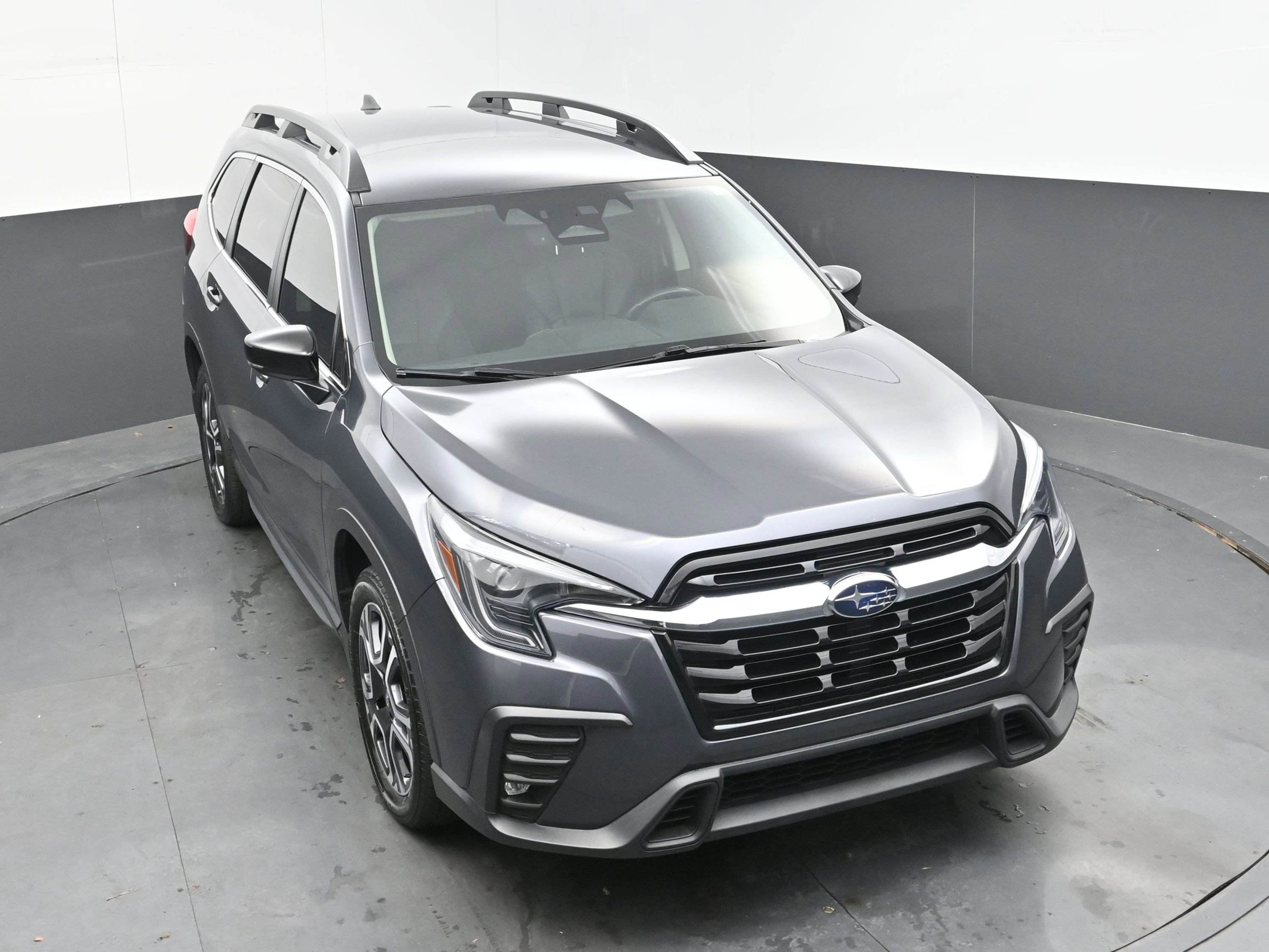Used 2024 Subaru Ascent Limited image 32