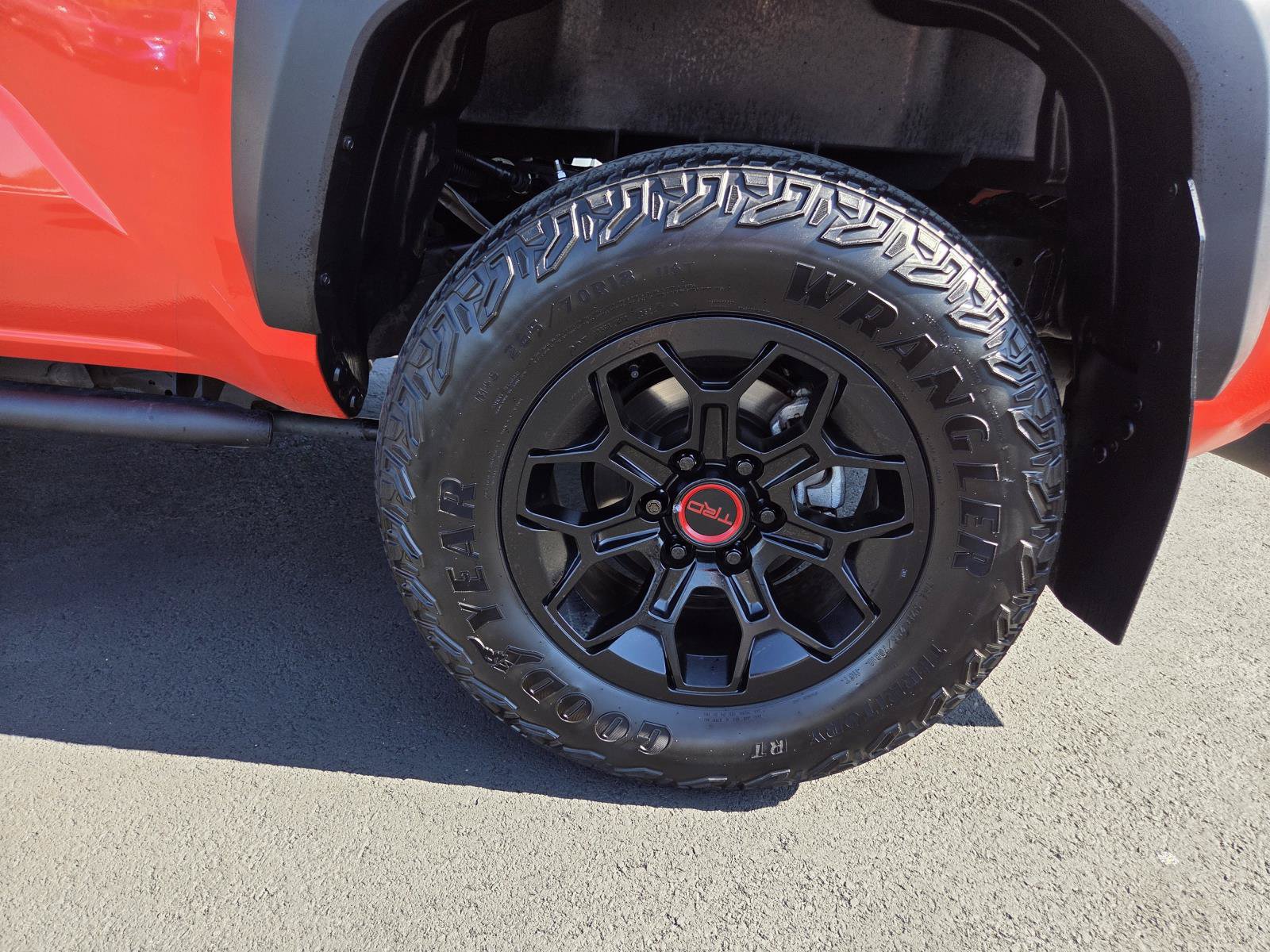Used 2024 Toyota Tacoma TRD Off-Road w/ TRD Off Road Premium Package AWD/4WD image 9