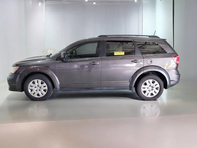 Used 2020 Dodge Journey SE w/ SE Popular Equipment Group image 16