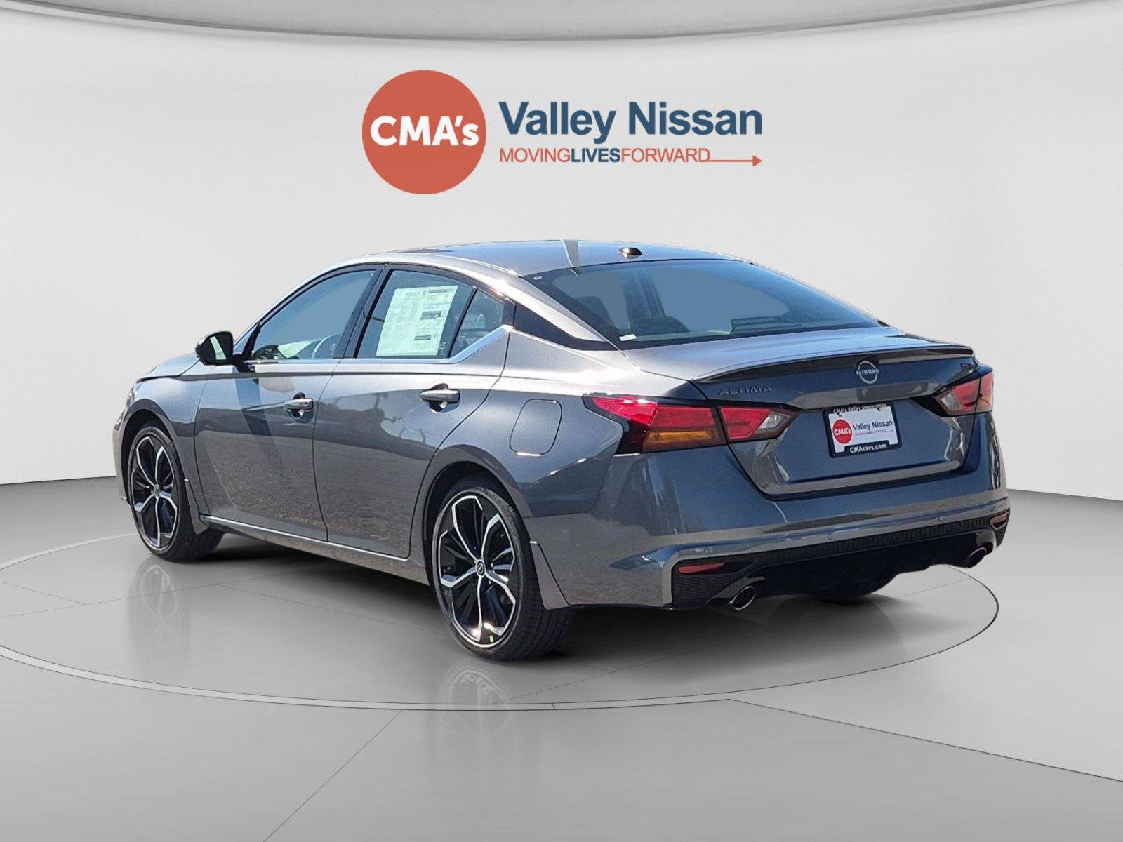 New 2026 Nissan Altima 2.5 SR w/ SR Premium Package FWD image 3