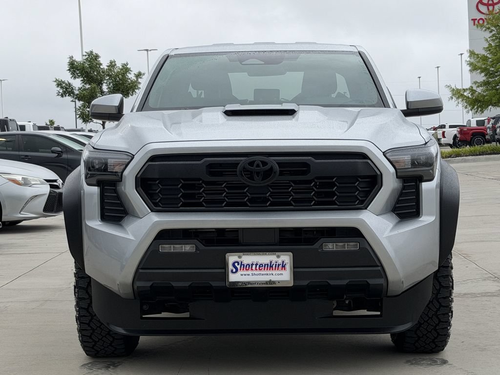 Used 2025 Toyota Tacoma TRD Sport AWD/4WD image 7