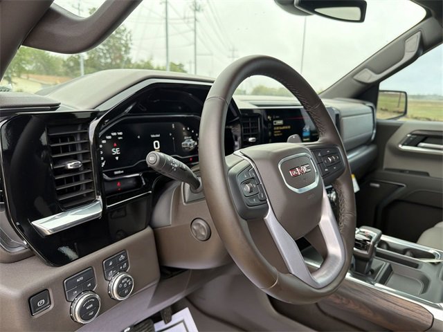 Certified 2025 GMC Sierra 1500 SLT image 10