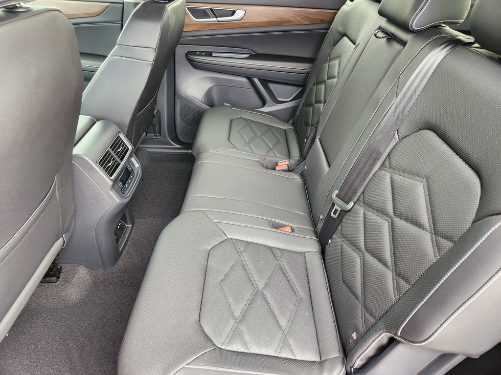 New 2026 Volkswagen Atlas SE image 18