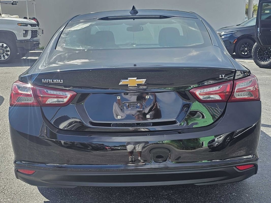 Used 2019 Chevrolet Malibu LT w/ Leather Package image 15