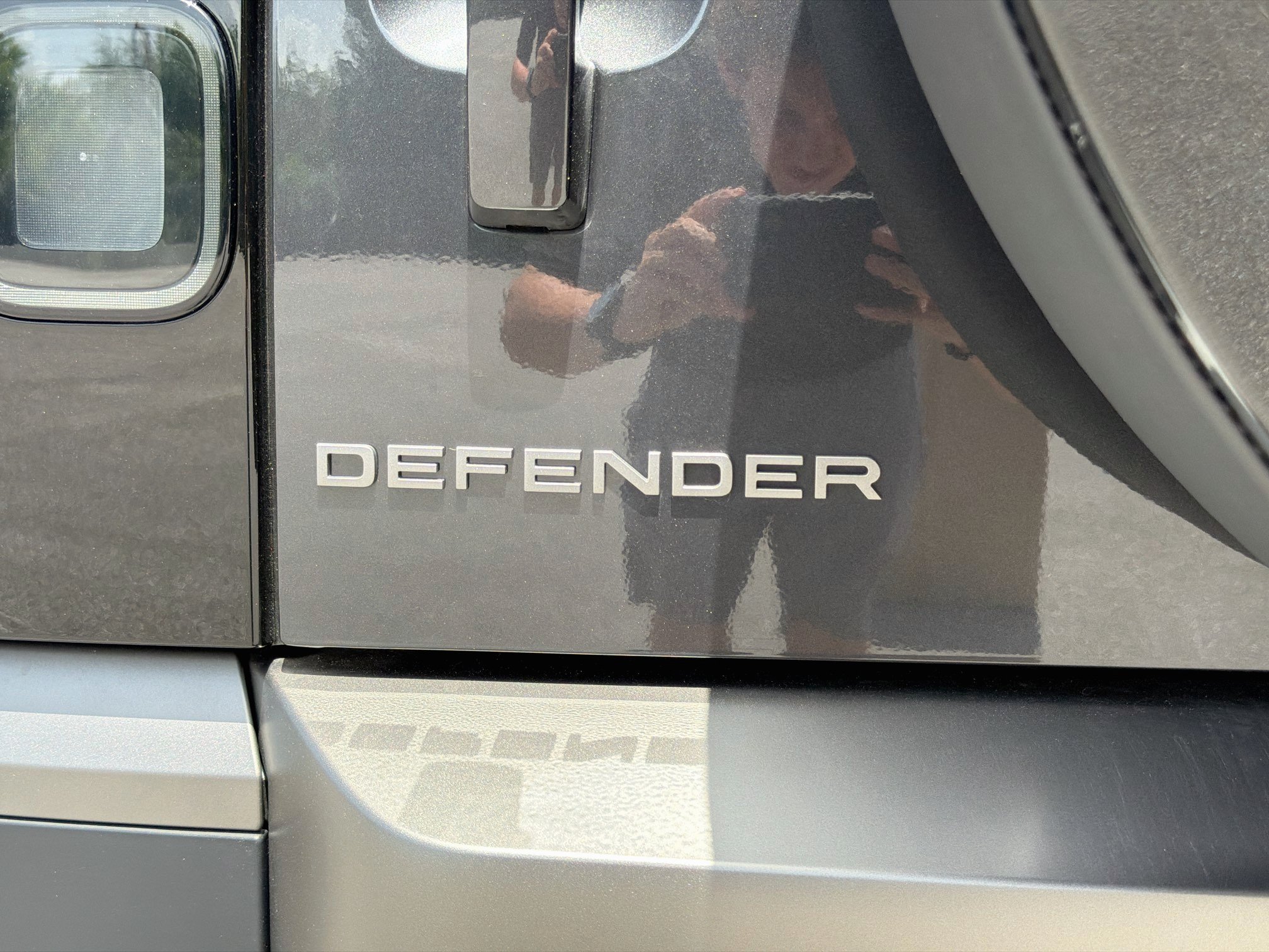 New 2026 Land Rover Defender 130 S AWD/4WD image 11
