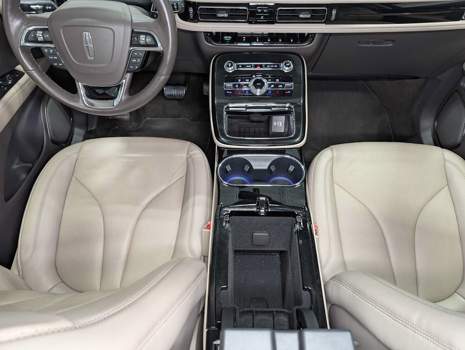 Certified 2022 Lincoln Nautilus Reserve w/ Class II Trailer Tow Package AWD/4WD image 20