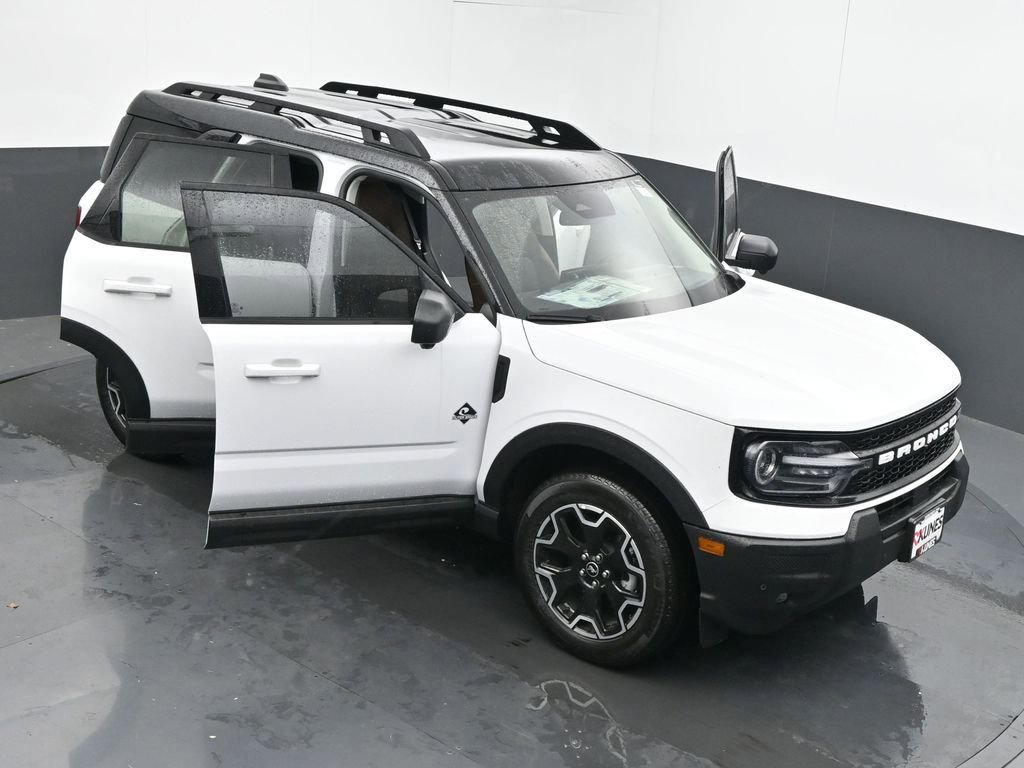 New 2025 Ford Bronco Sport Outer Banks w/ Outer Banks Tech Package+ image 59