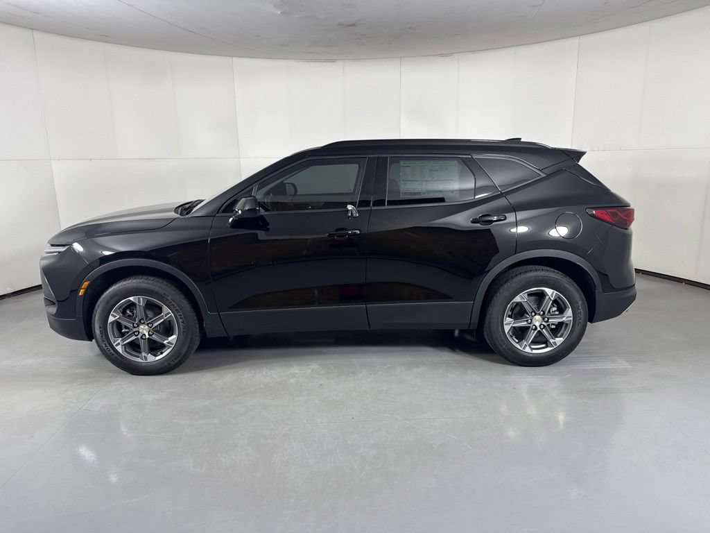 New 2026 Chevrolet Blazer LT w/ Convenience Package FWD image 6