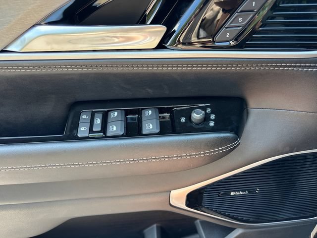 New 2026 Jeep Grand Wagoneer L Limited AWD/4WD image 18