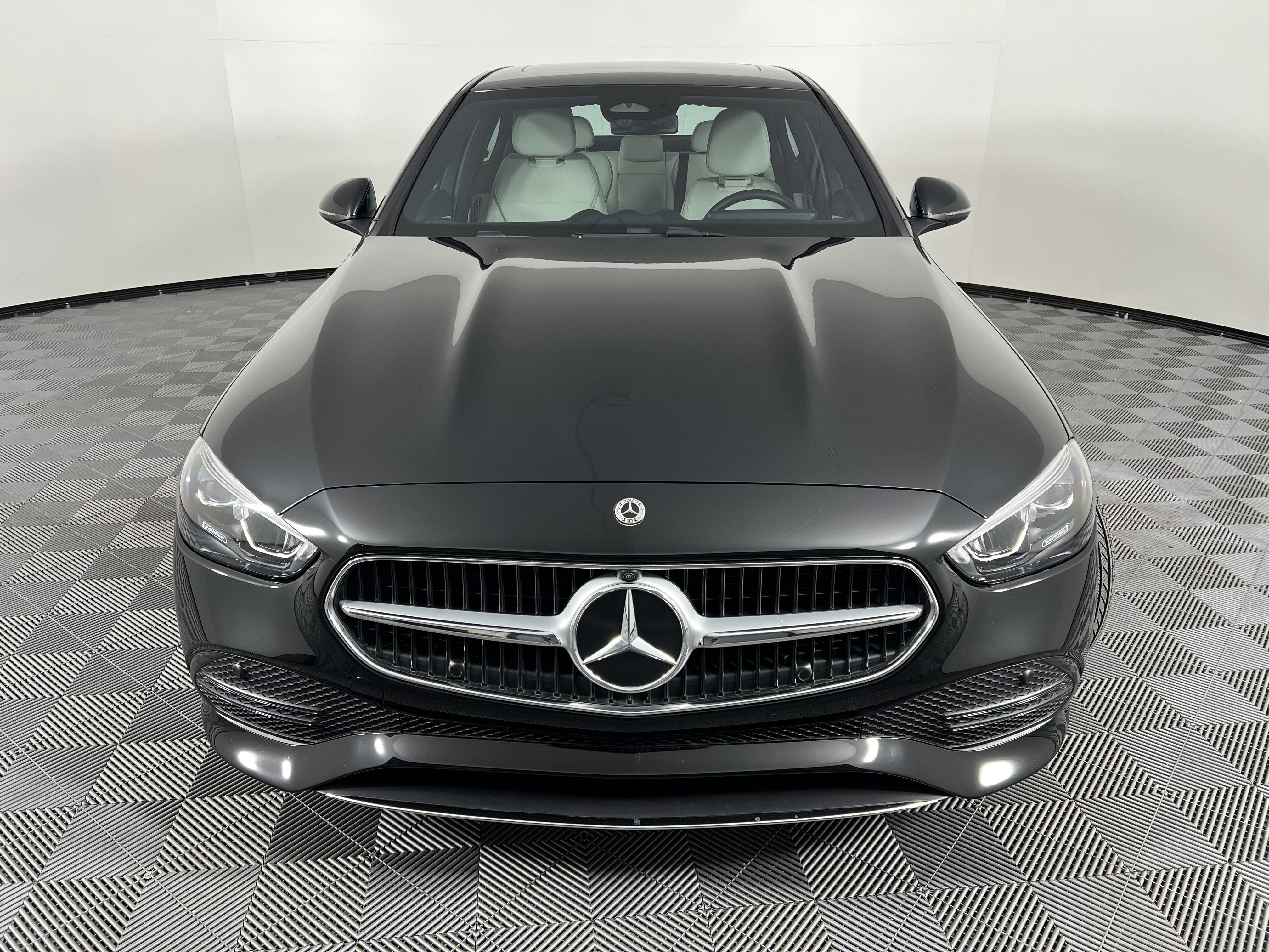 Certified 2025 Mercedes-Benz C 300 4MATIC Sedan image 5