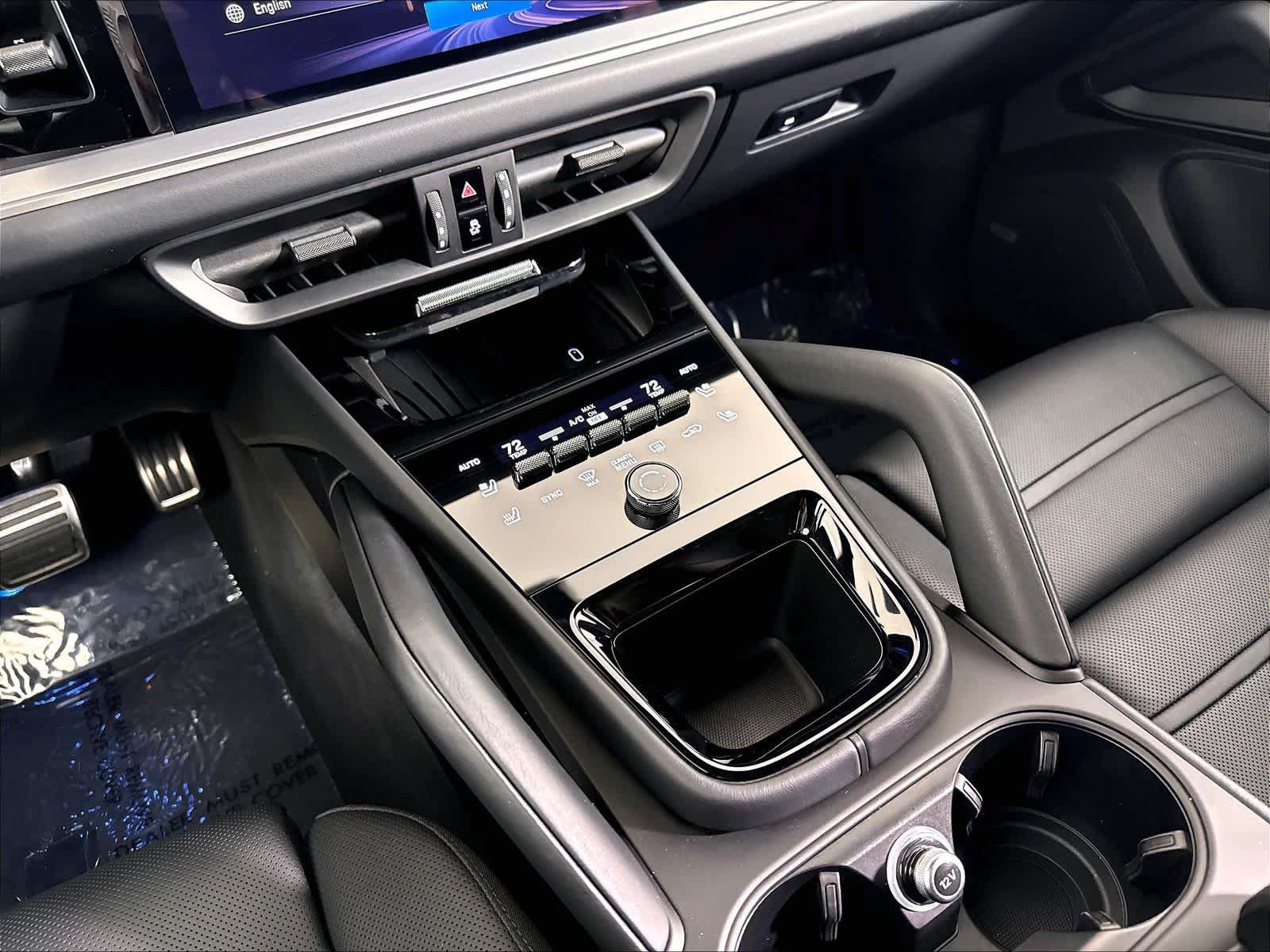 Certified 2026 Porsche Cayenne S AWD/4WD image 17