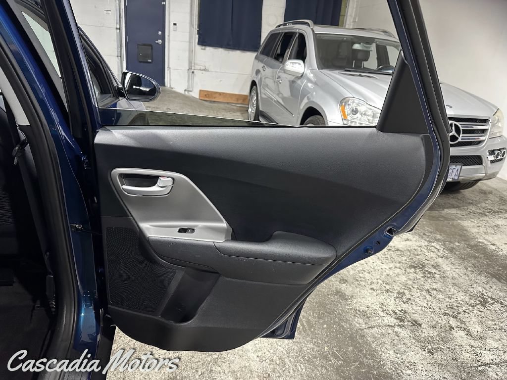 Used 2019 Kia Niro LX FWD image 20