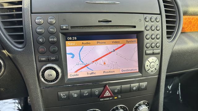 Used 2010 Mercedes-Benz SLK 300 image 25