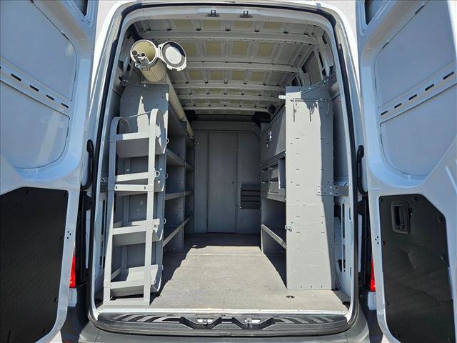 Used 2023 Mercedes-Benz Sprinter 2500 image 6