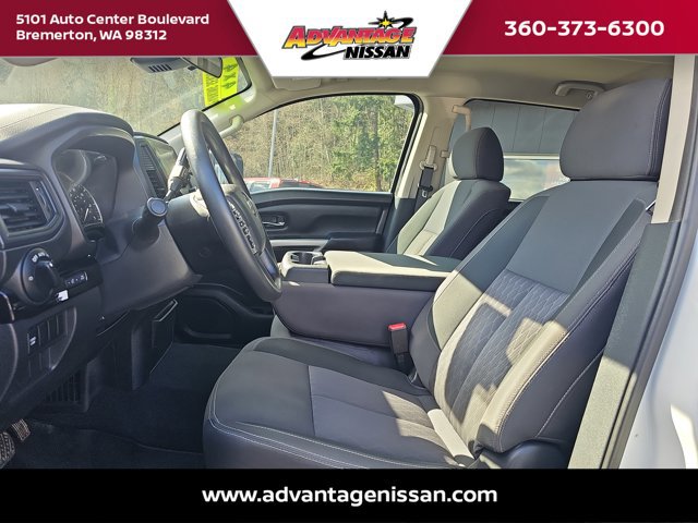 Used 2022 Nissan Titan SV w/ Accessory Utility Package AWD/4WD image 20