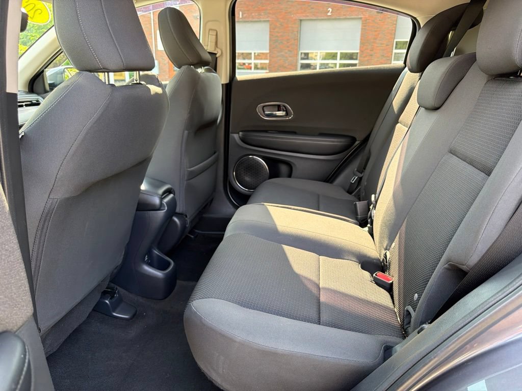 Used 2022 Honda HR-V EX image 27