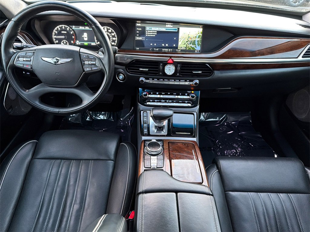 Used 2019 Genesis G90 3.3T Premium image 19