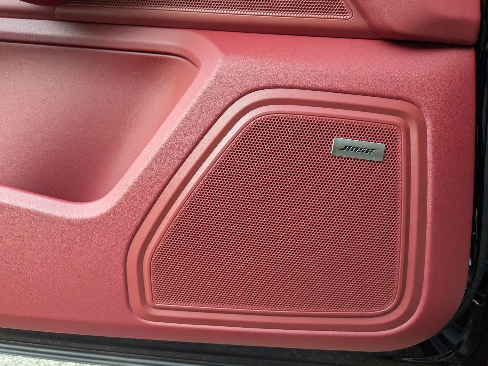 New 2026 Porsche Macan S image 14