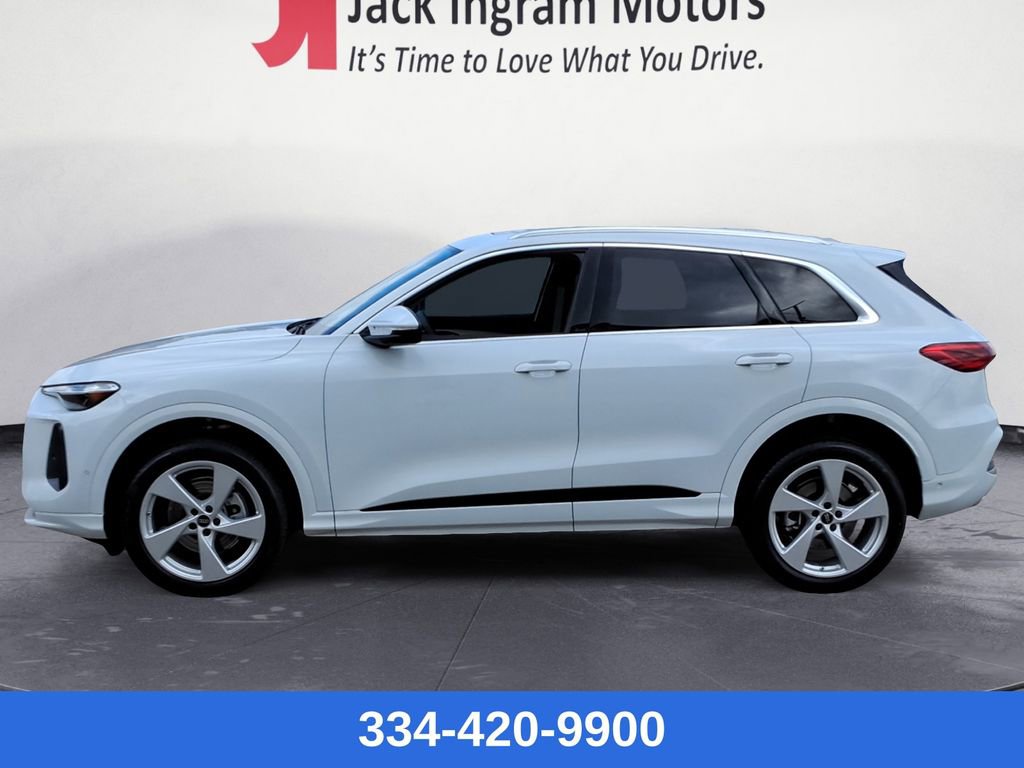 New 2025 Audi Q5 Premium Plus image 2