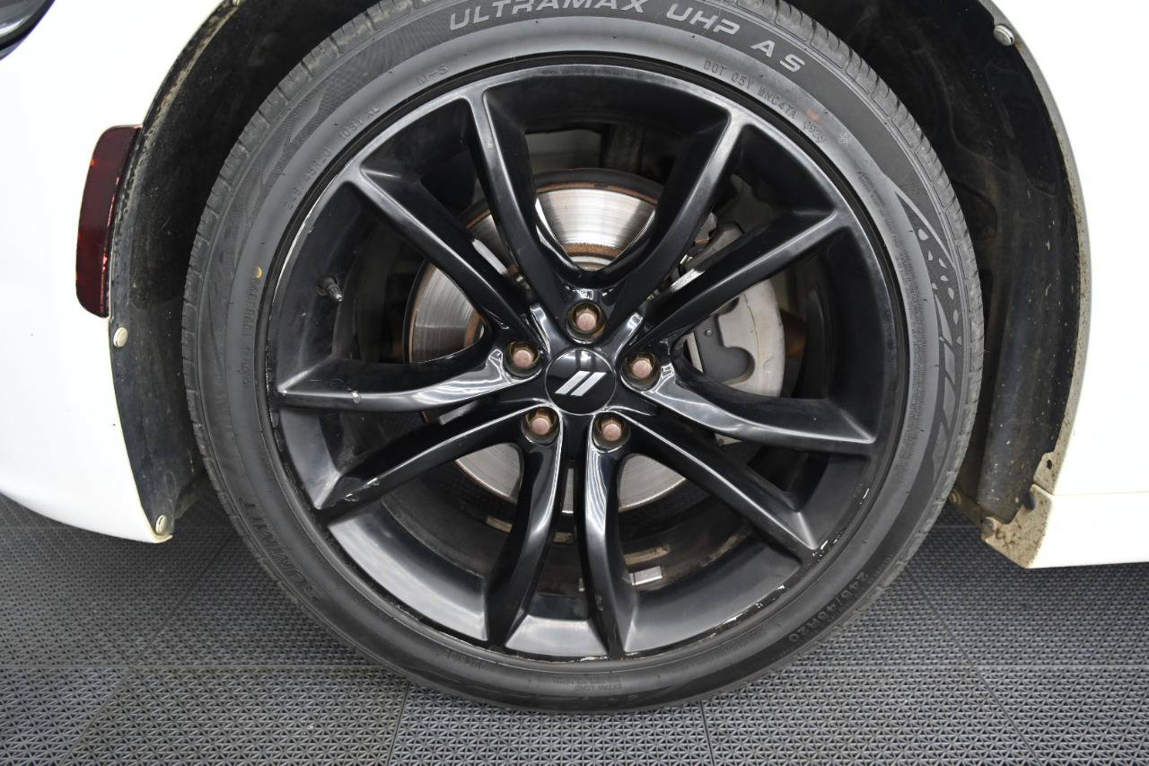 Used 2017 Dodge Charger R/T RWD image 38