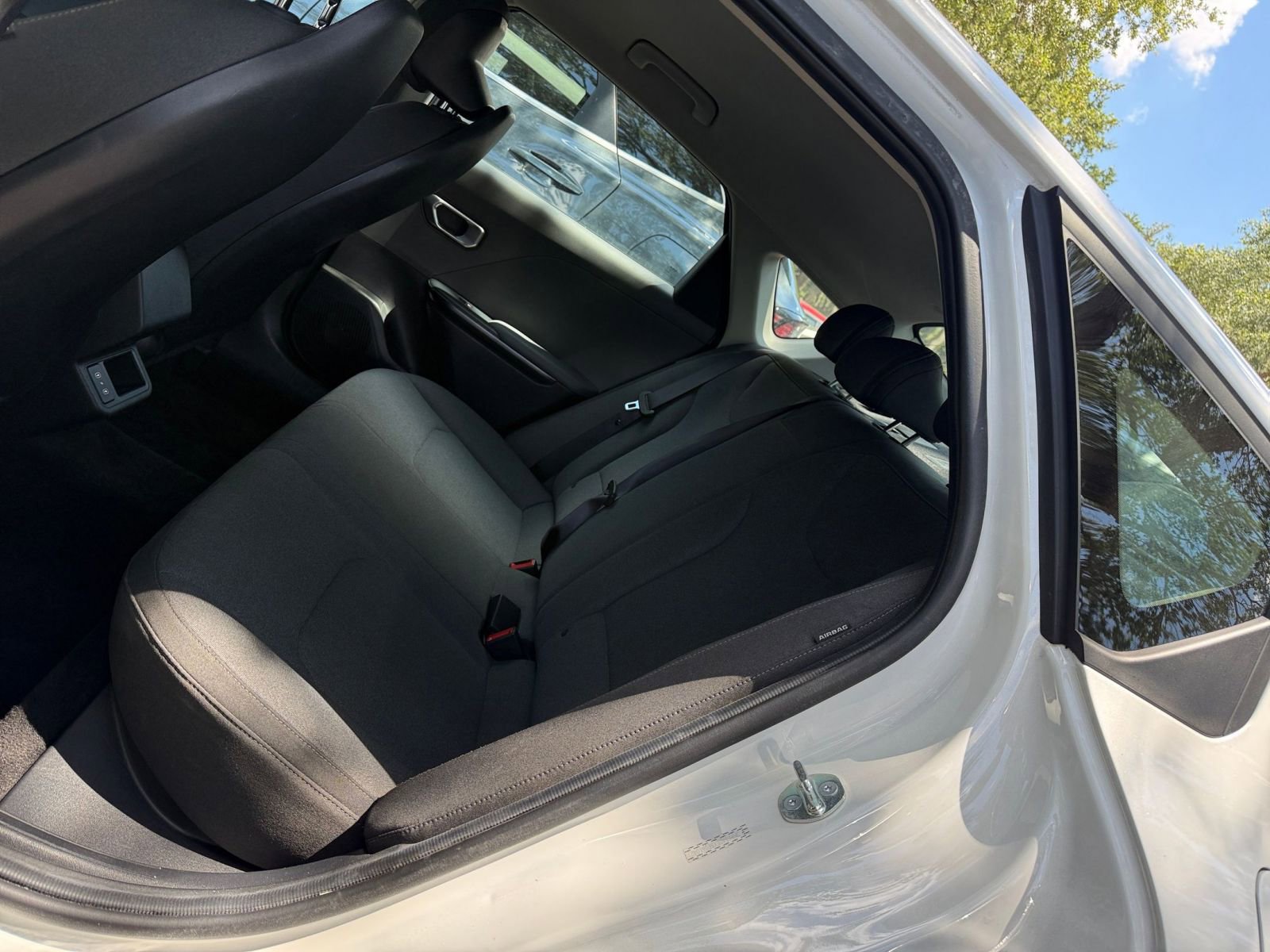 Used 2025 Kia K4 FWD image 35