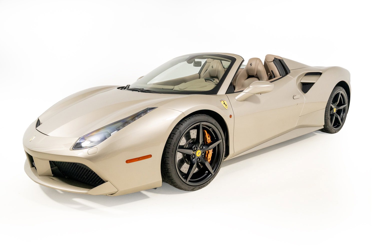 Used 2018 Ferrari 488 Spider RWD image 14