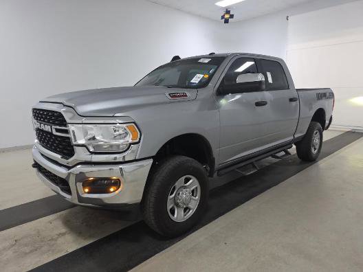 Used 2022 RAM 2500 Big Horn w/ Protection Group image 2