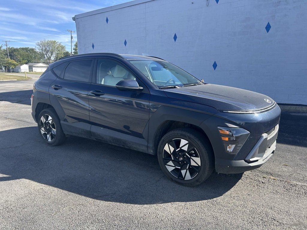 Used 2024 Hyundai Kona SEL image 1