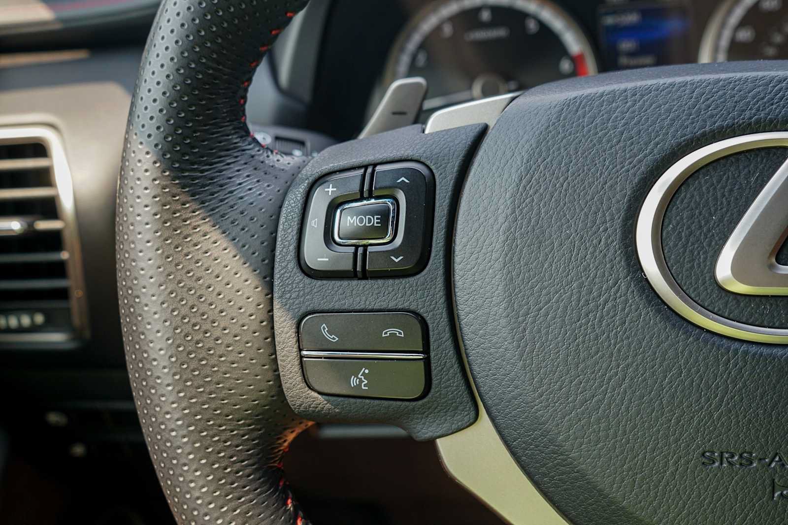 Used 2019 Lexus NX 300 F Sport w/ Accessory Package 2 FWD image 16